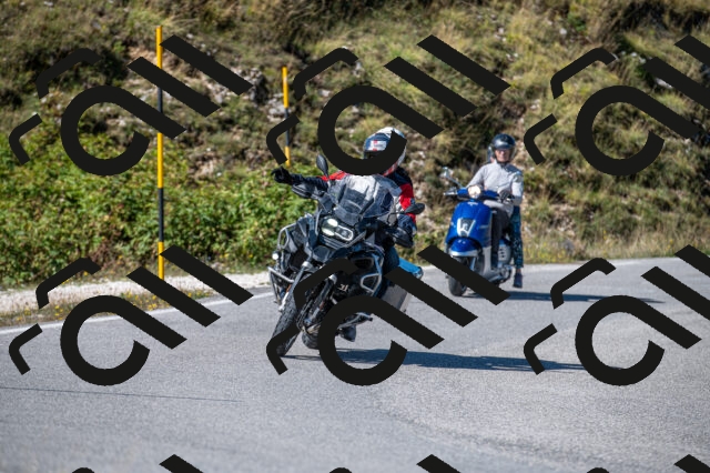 202508311039-M22_8033_m2_