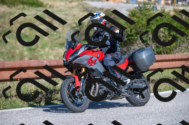 202508311044-M22_8049_m2_