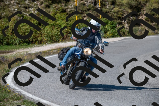 202508311052-M22_8081_m2_