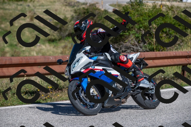 202508311058-M22_8098_m2_