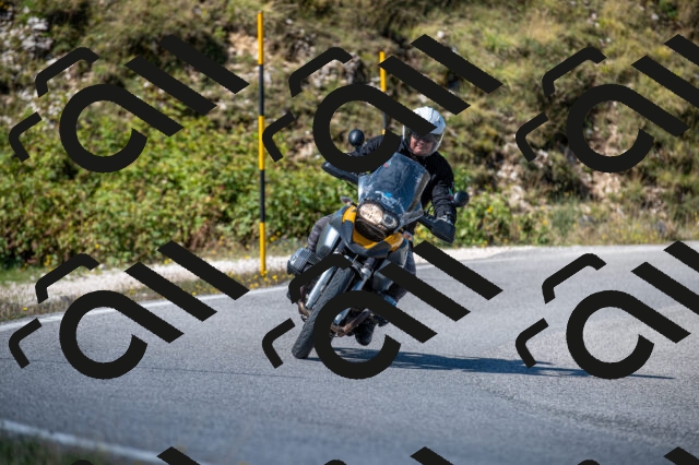 202508311059-M22_8100_m2_