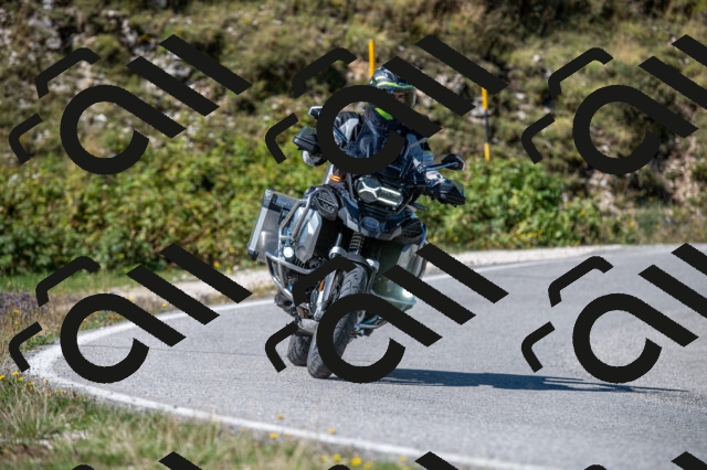 202508311114-M22_8123_m2_