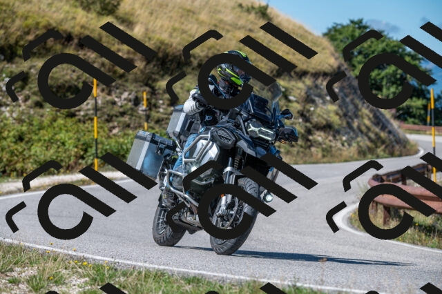 202508311114-M22_8124_m2_