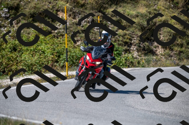 202508311116-M22_8126_m2_