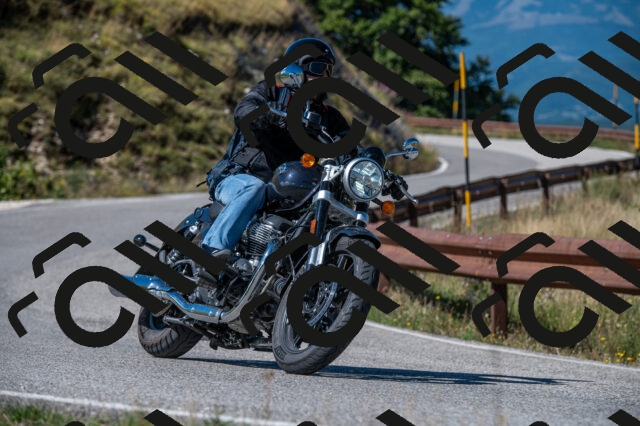 202508311118-M22_8136_m2_