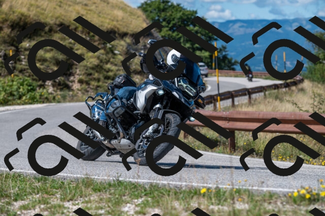 202508311145-M22_8227_m2_