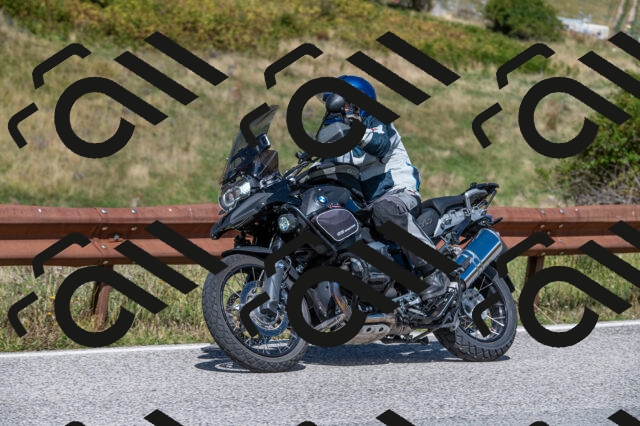 202508311146-M22_8232_m2_