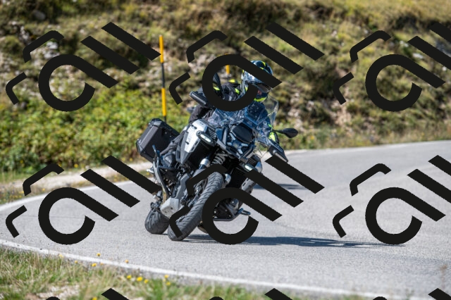 202508311156-M22_8273_m2_