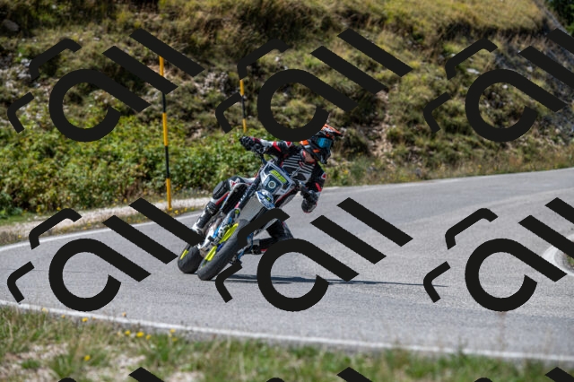 202508311237-M22_8468_m2_