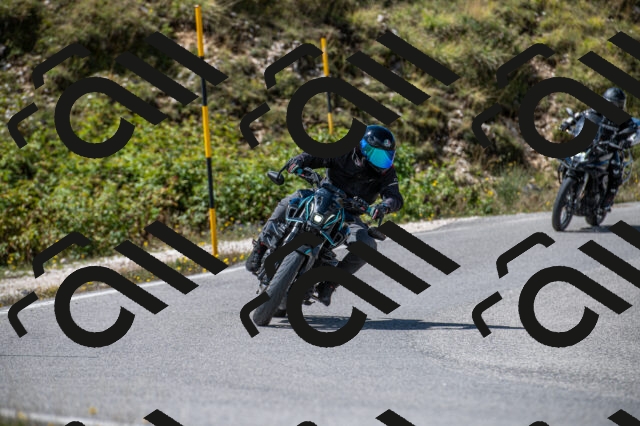 202508311237-M22_8471_m2_