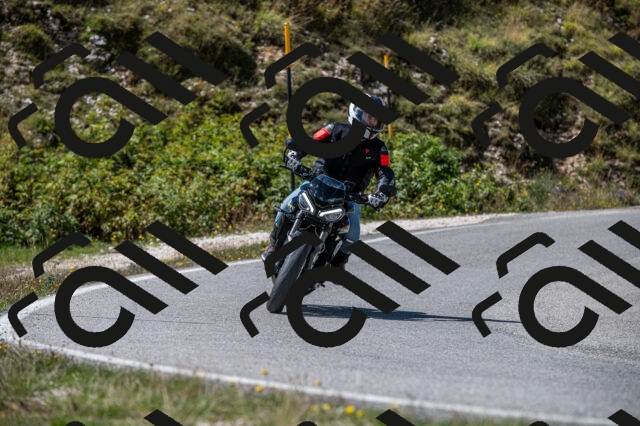 202508311238-M22_8486_m2_