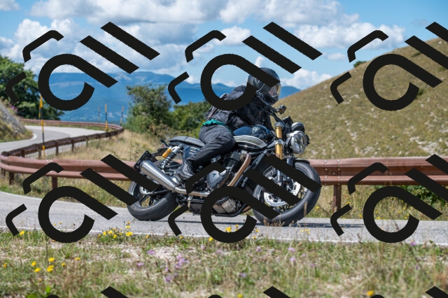 202508311303-M22_8577_m2_