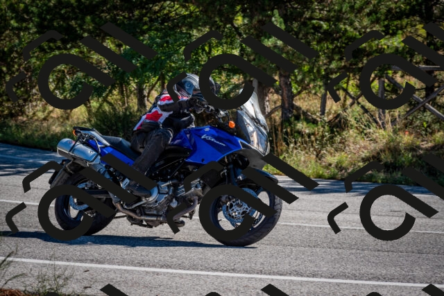 202508311034-DSC_8000_c2