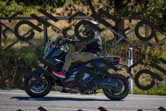 202508311037-DSC_8019_c2