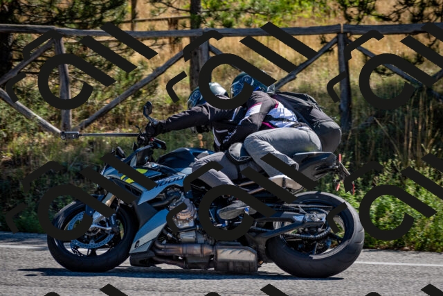 202508311038-DSC_8023_c2