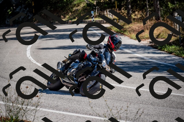 202508311051-DSC_8111_c2