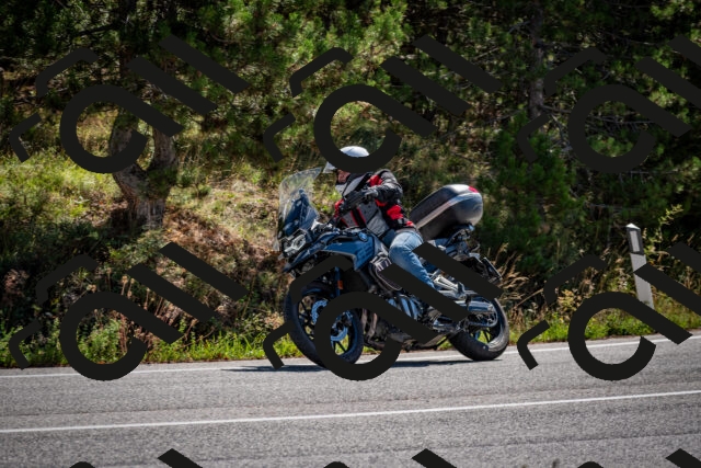 202508311104-DSC_8333_c2