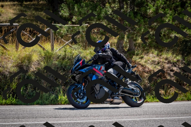 202508311106-DSC_8354_c2