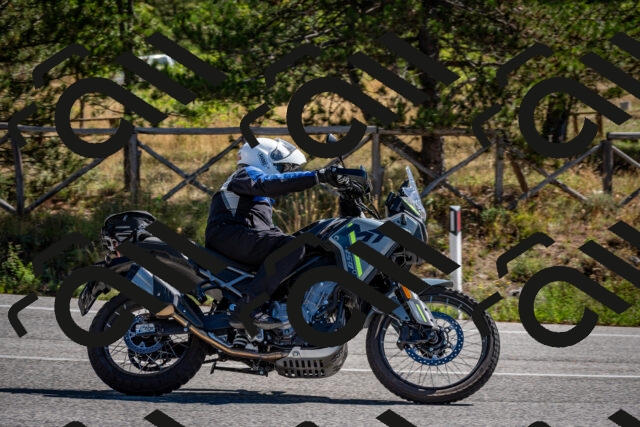 202508311111-DSC_8430_c2