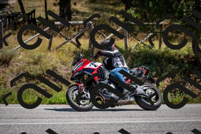 202508311243-DSC_9539_c2