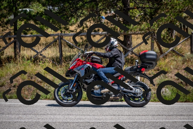 202508311246-DSC_9585_c2