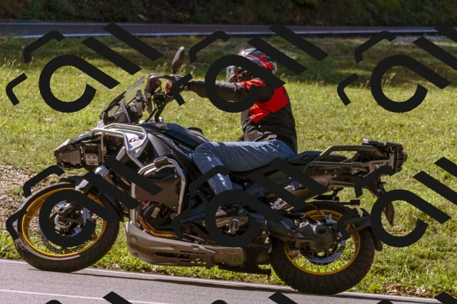 202508311101-_DSC7651_d1_