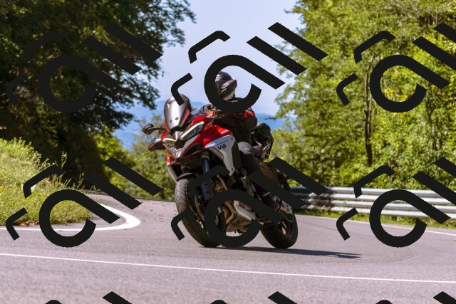 202508311101-_DSC7652_d1_