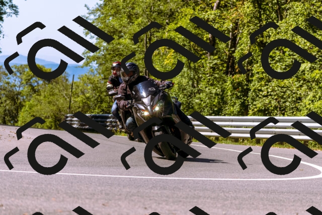 202508311104-_DSC7677_d1_