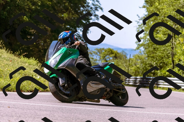 202508311106-_DSC7707_d1_