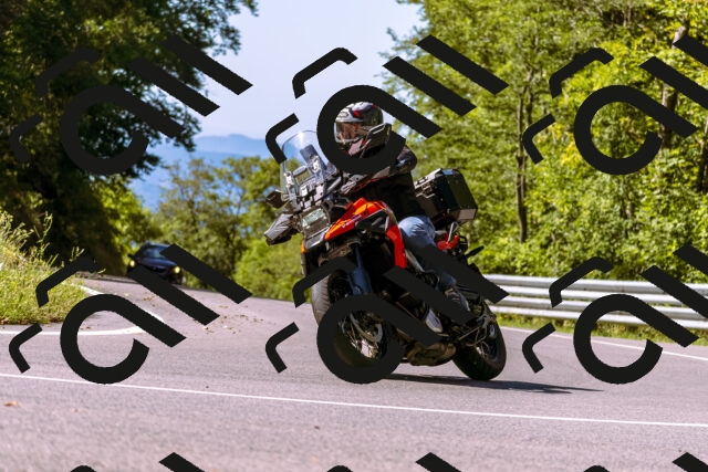 202508311110-_DSC7806_d1_