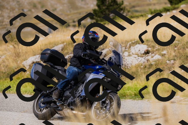 202508311157-_04A5728_c3