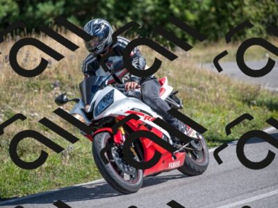 202508311048-M01_3715_m1_