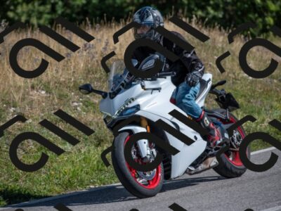 202508311048-M01_3716_m1_