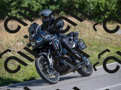 202508311050-M01_3724_m1_