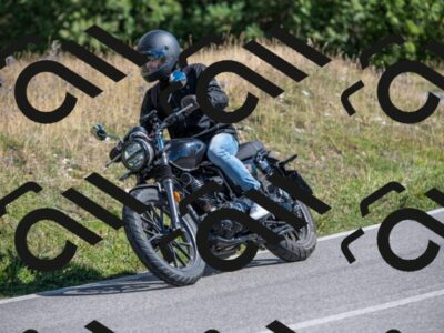 202508311050-M01_3725_m1_