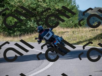 202508311052-M01_3732_m1_