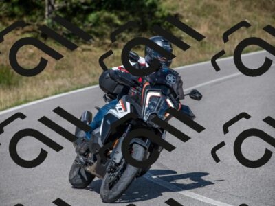 202508311059-M01_3748_m1_