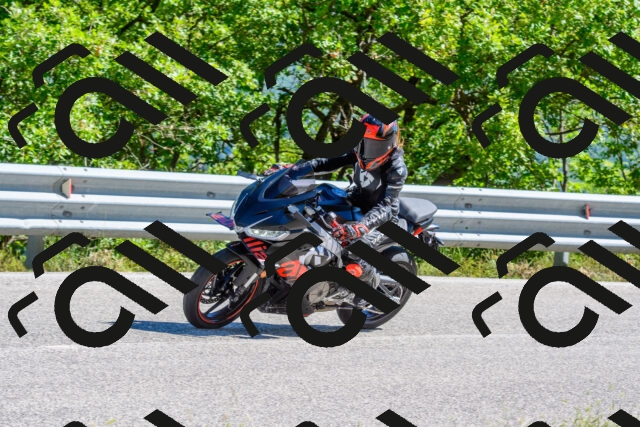 202508311102-R01_2968_r01_