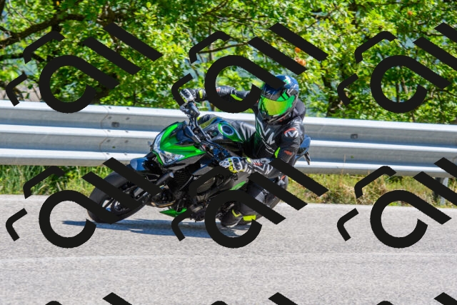 202508311102-R01_2982_r01_