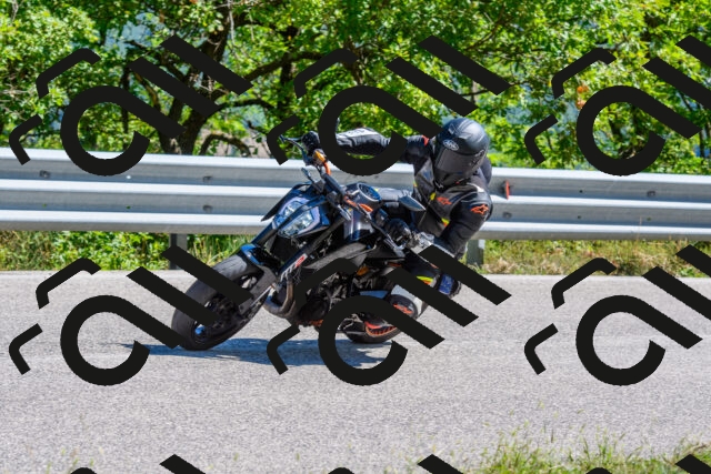 202508311108-R01_3008_r01_