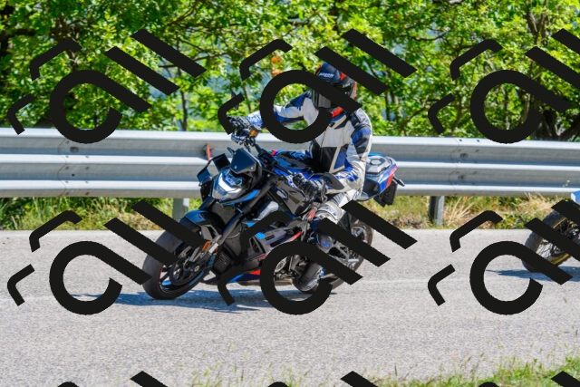 202508311109-R01_3025_r01_