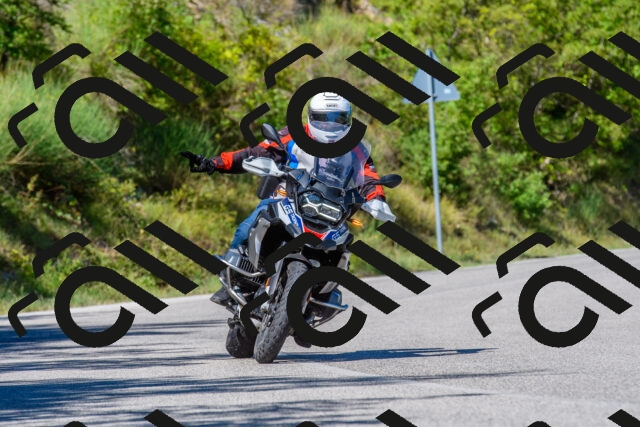 202508311109-R01_3044_r01_