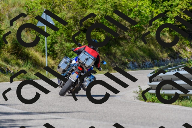 202508311111-R01_3082_r01_