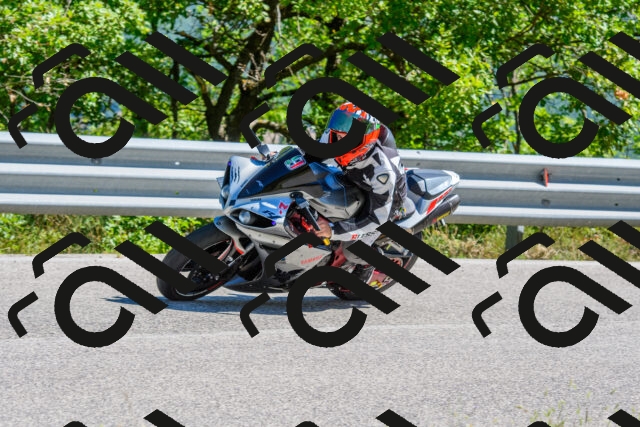 202508311113-R01_3116_r01_