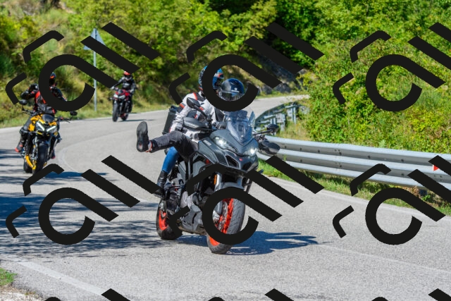 202508311116-R01_3163_r01_