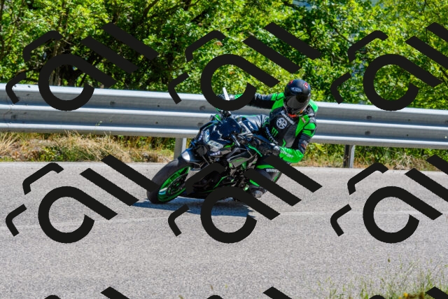 202508311119-R01_3187_r01_