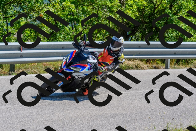 202508311119-R01_3206_r01_