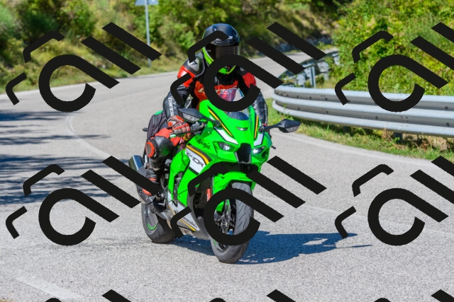 202508311128-R01_3265_r01_