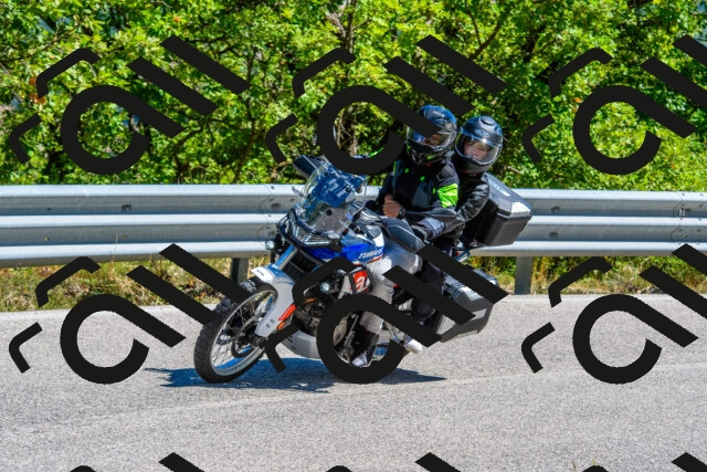 202508311212-R01_3818_r01_