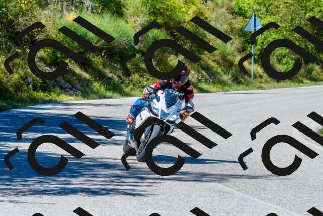 202508311215-R01_3860_r01_